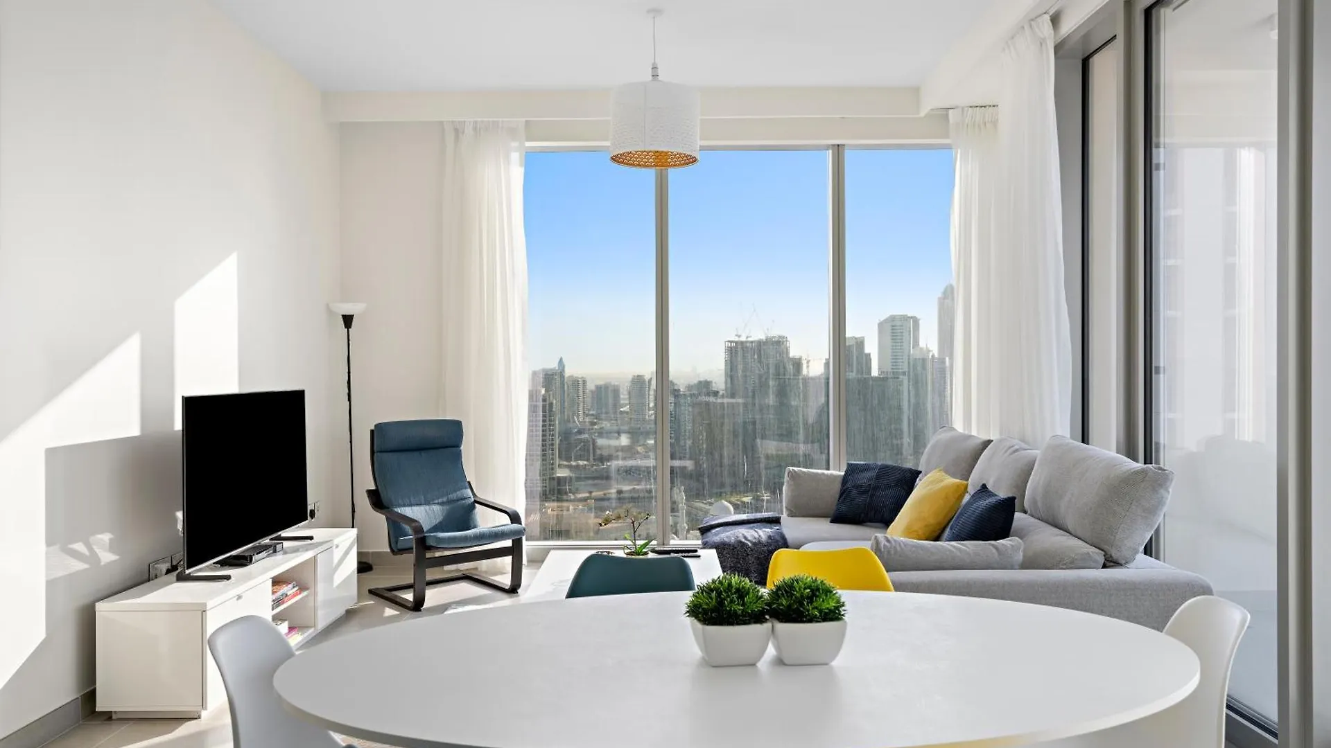 Luxury 2Br With Pool, Gym, Fast Wifi And Skyline Apartment Dubai United Arab Emirates