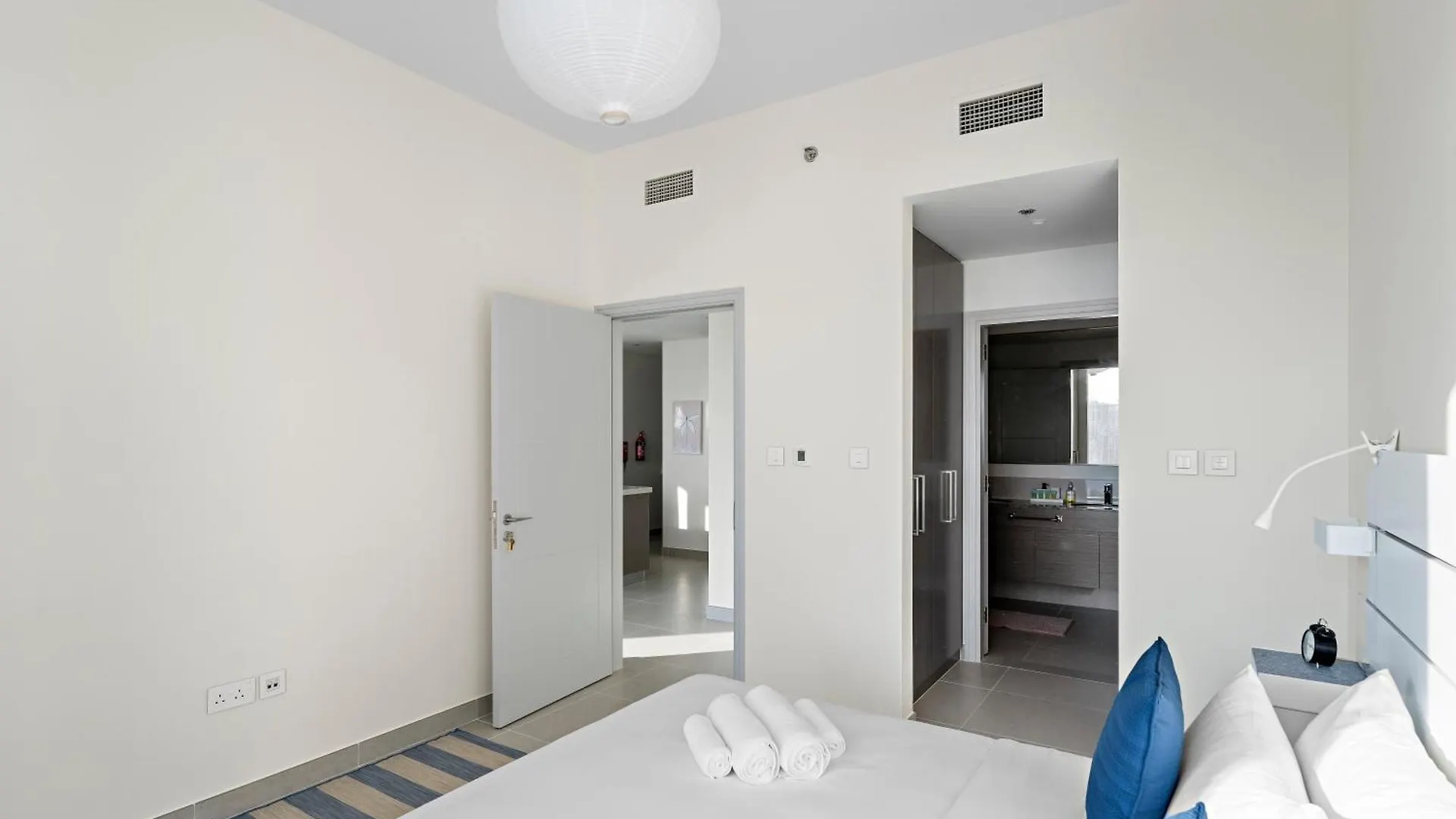 Luxury 2Br With Pool, Gym, Fast Wifi And Skyline Apartment Dubai