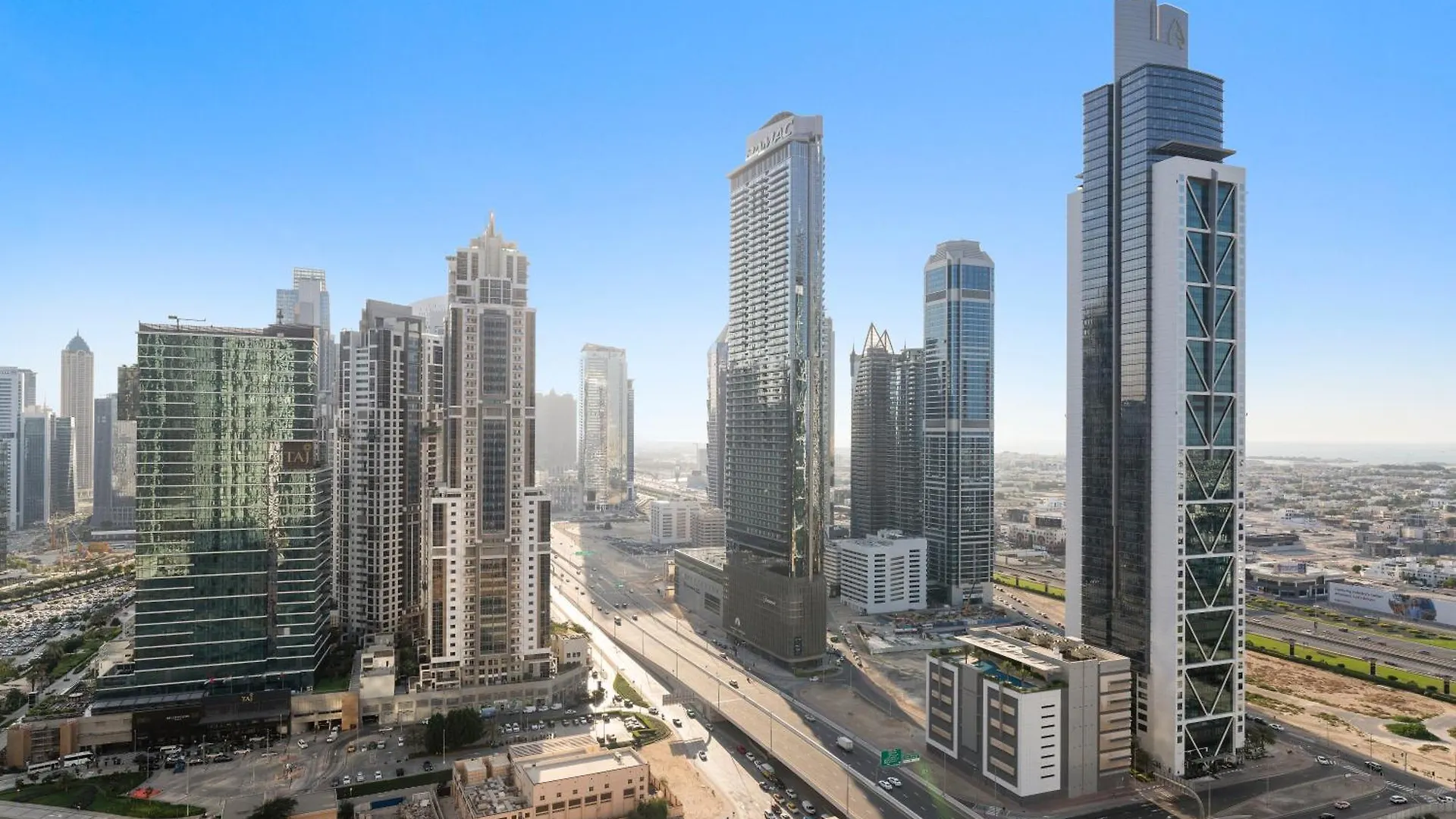 Luxury 2Br With Pool, Gym, Fast Wifi And Skyline Apartment Dubai