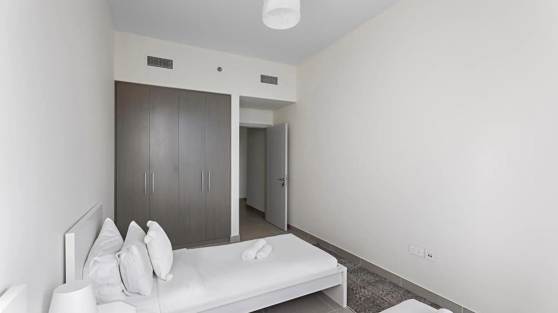 Luxury 2Br With Pool, Gym, Fast Wifi And Skyline Apartment Dubai