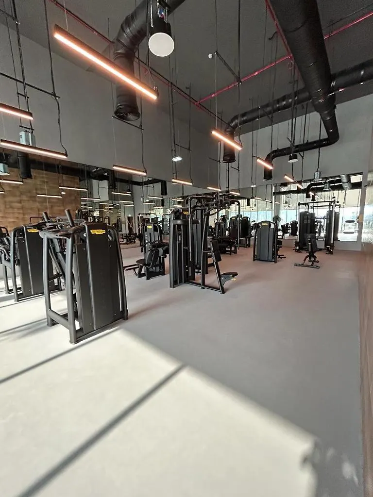 Luxury 2Br With Pool, Gym, Fast Wifi And Skyline Apartment Dubai